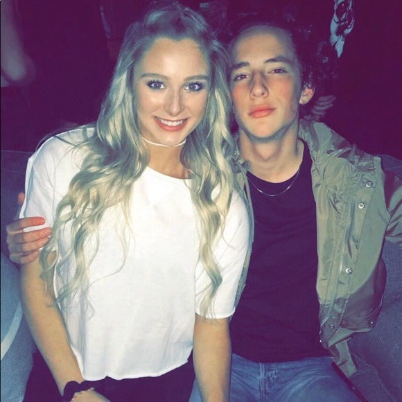 brooke_dumas_